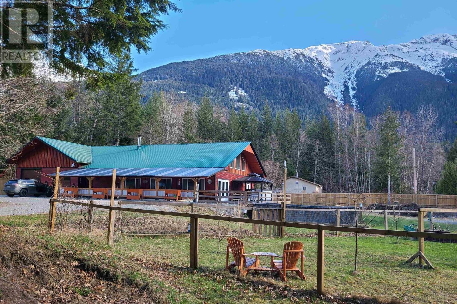 bella coola houses for sale