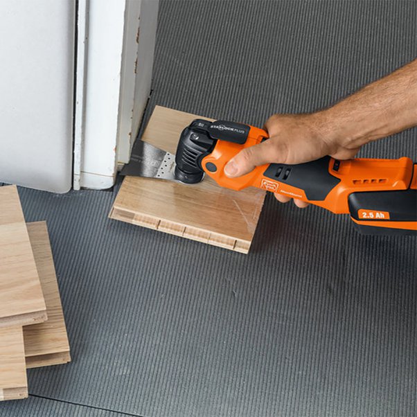 best saw to cut laminate flooring