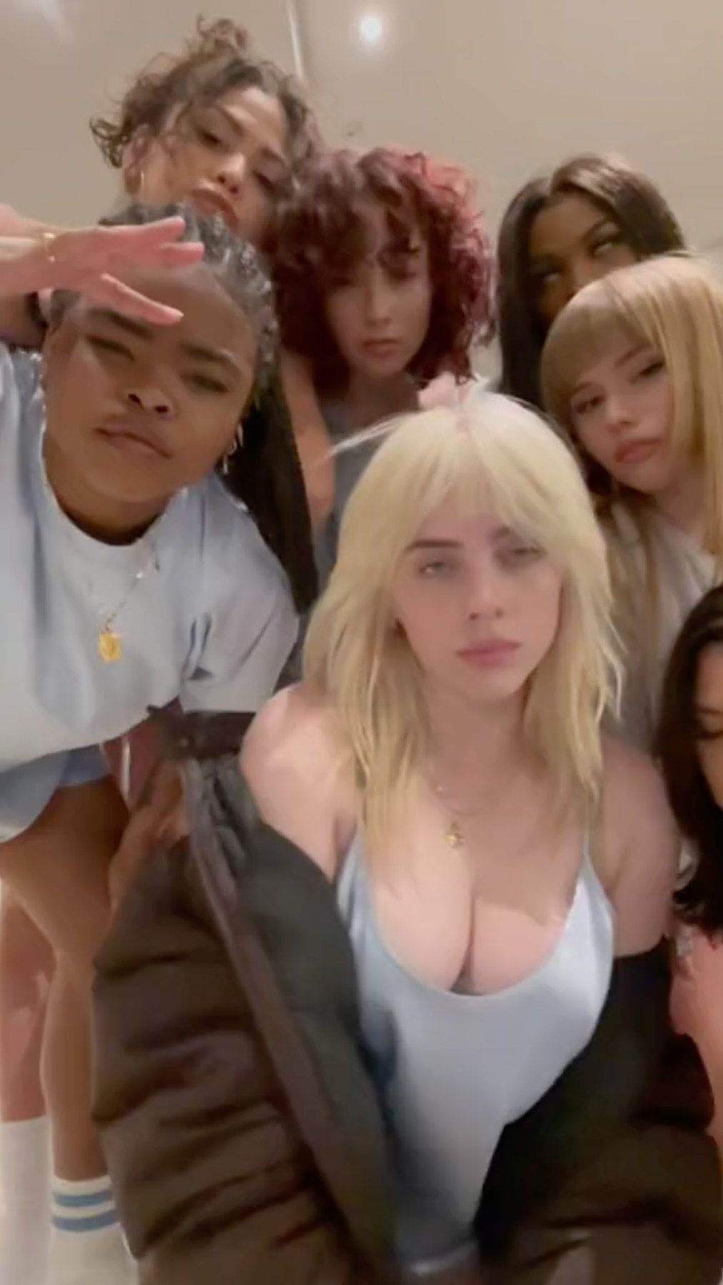 billie eilish boobs nudes