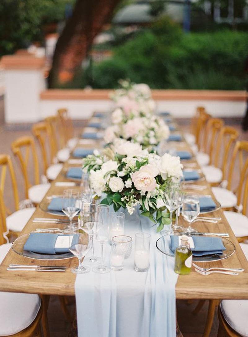 blue table runners wedding