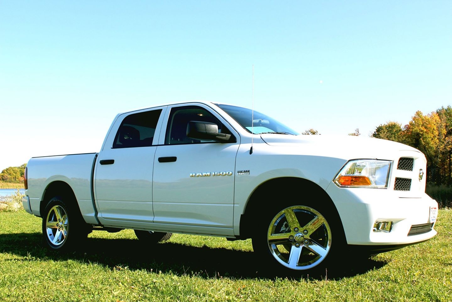 bolt pattern 2017 ram 1500