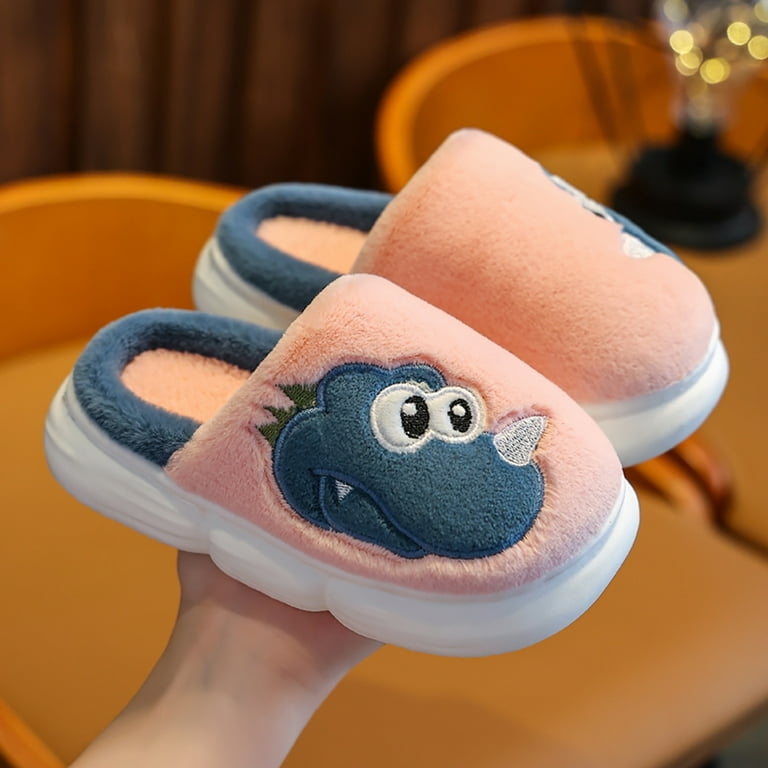 boys slippers size 4