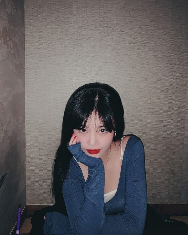 g idle soojin instagram