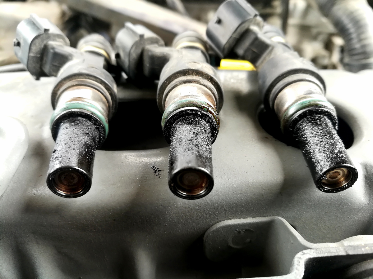 bad injector symptoms diesel