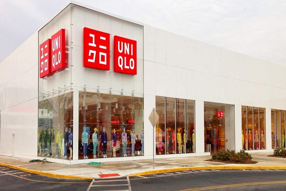 uniqlo italy