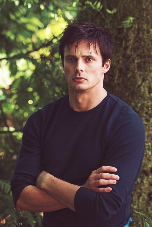 bradley james izombie