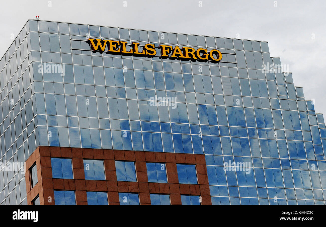 wells fargo orlando fl