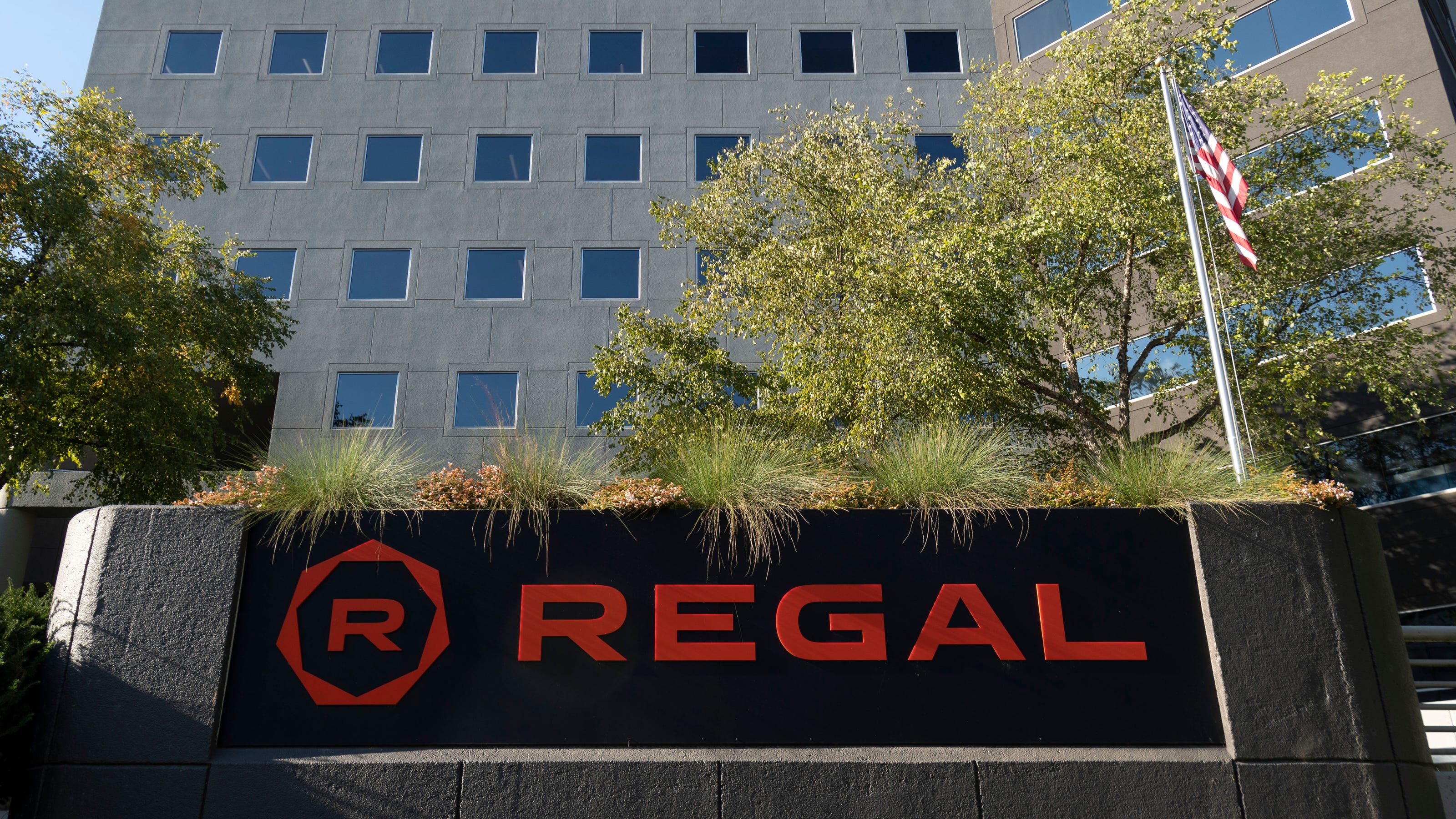 regal theaters corporate