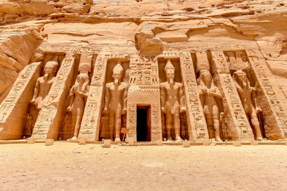 cairo to abu simbel flight