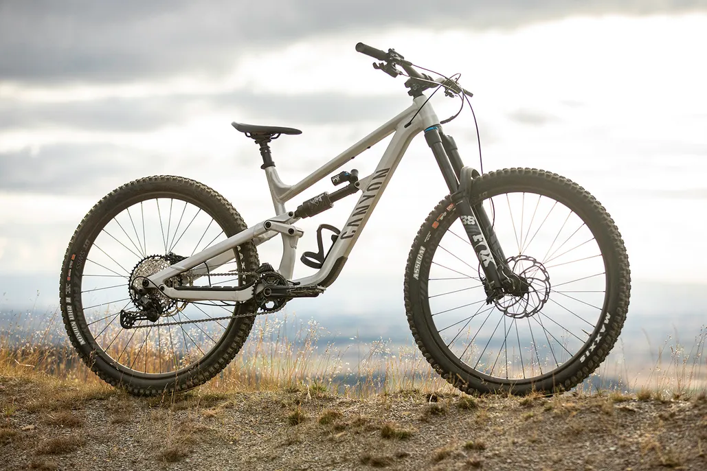 canyon full suspension mountain bike