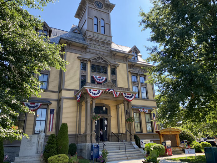 saugus ma building department