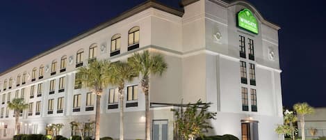 hotels in castle hayne nc