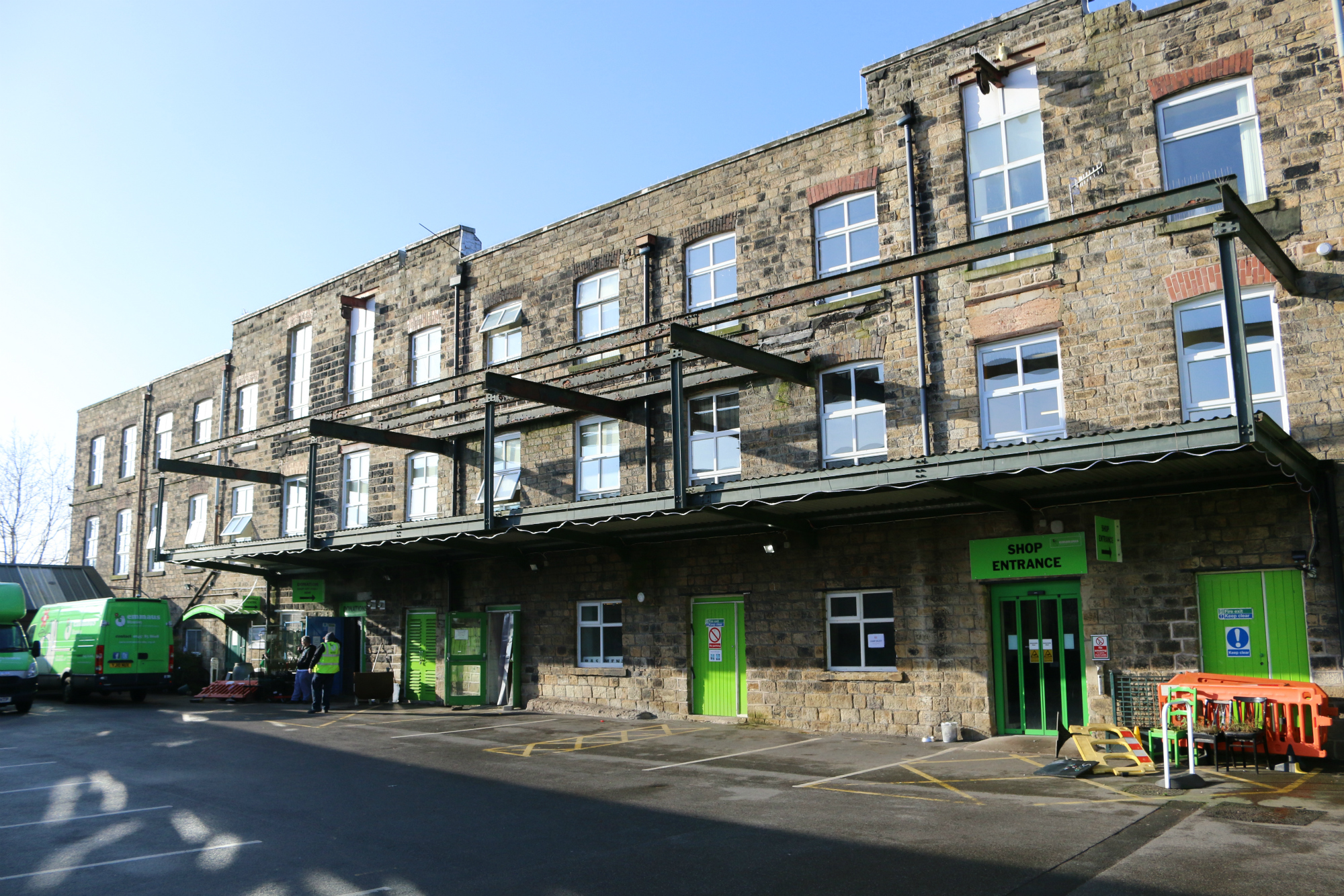 charity shop mossley