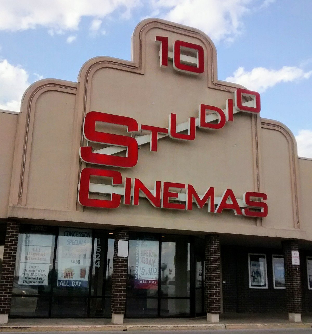 cinema 10 movie theater