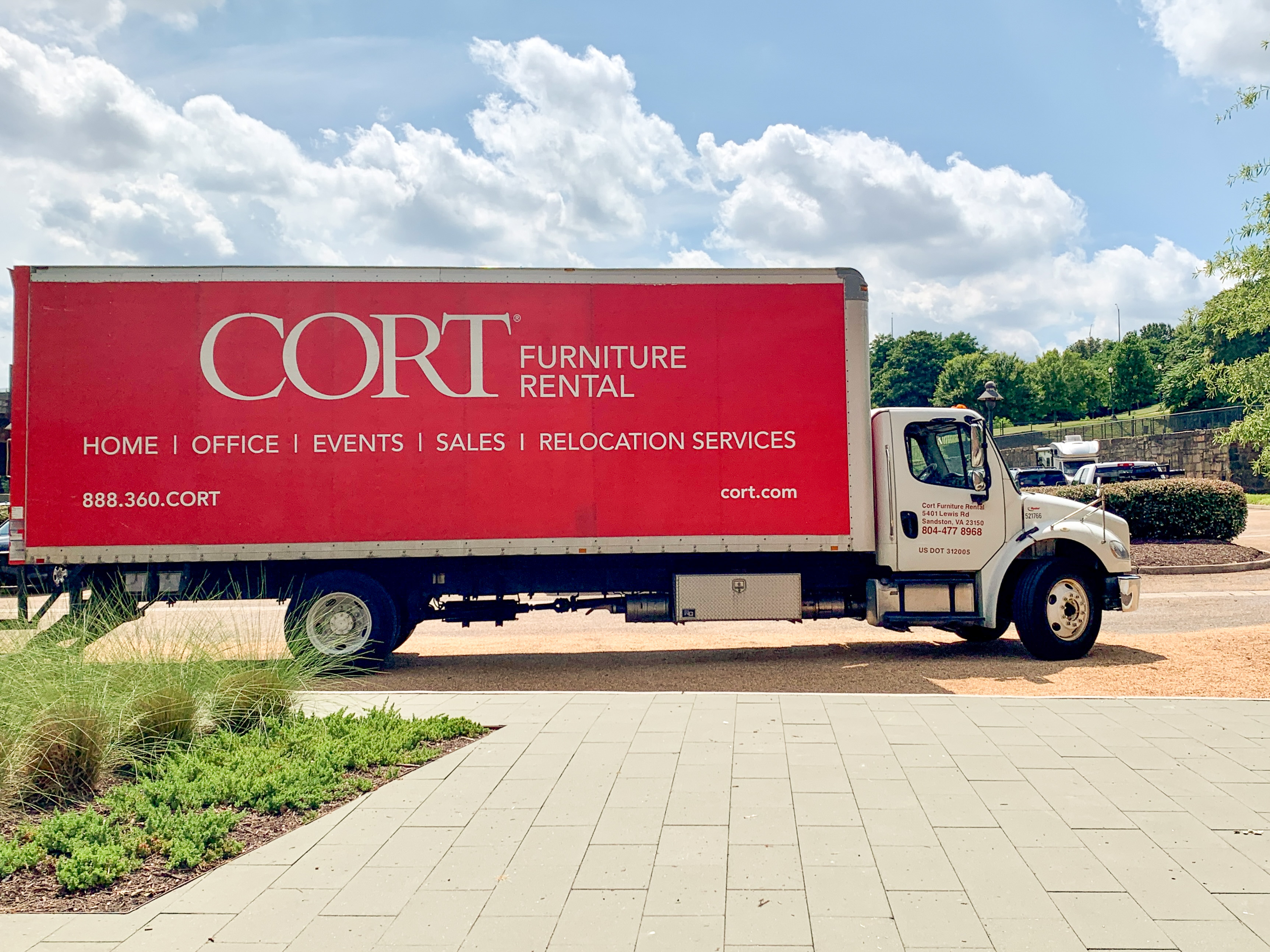 cort furniture outle