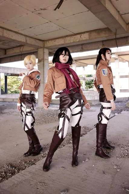 cosplay attack on titans