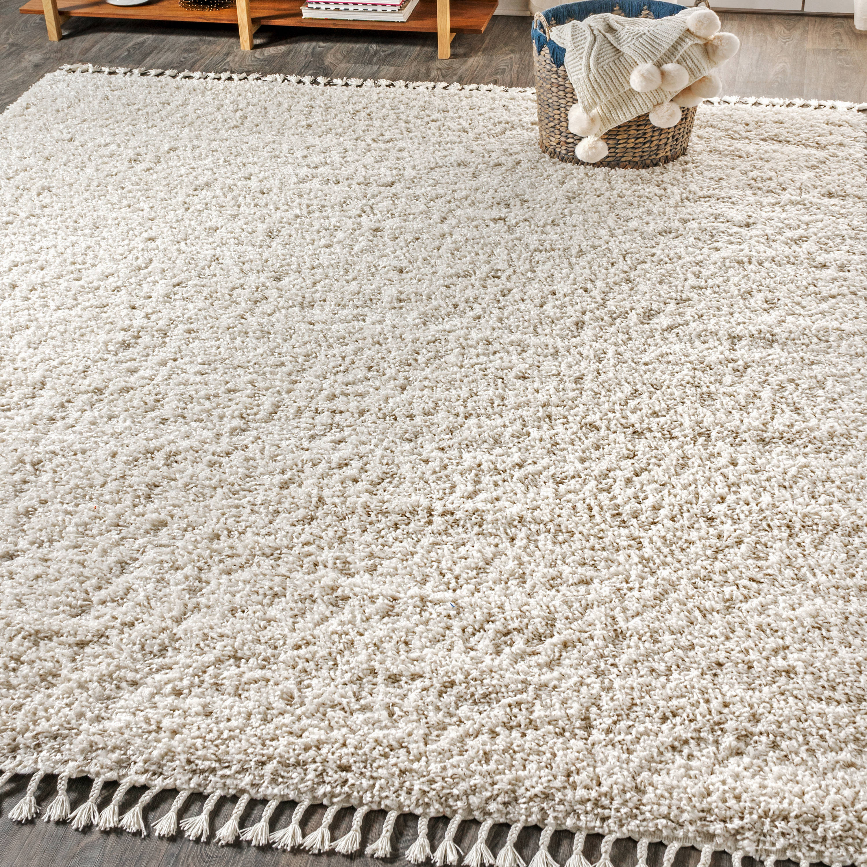 cream shag carpet