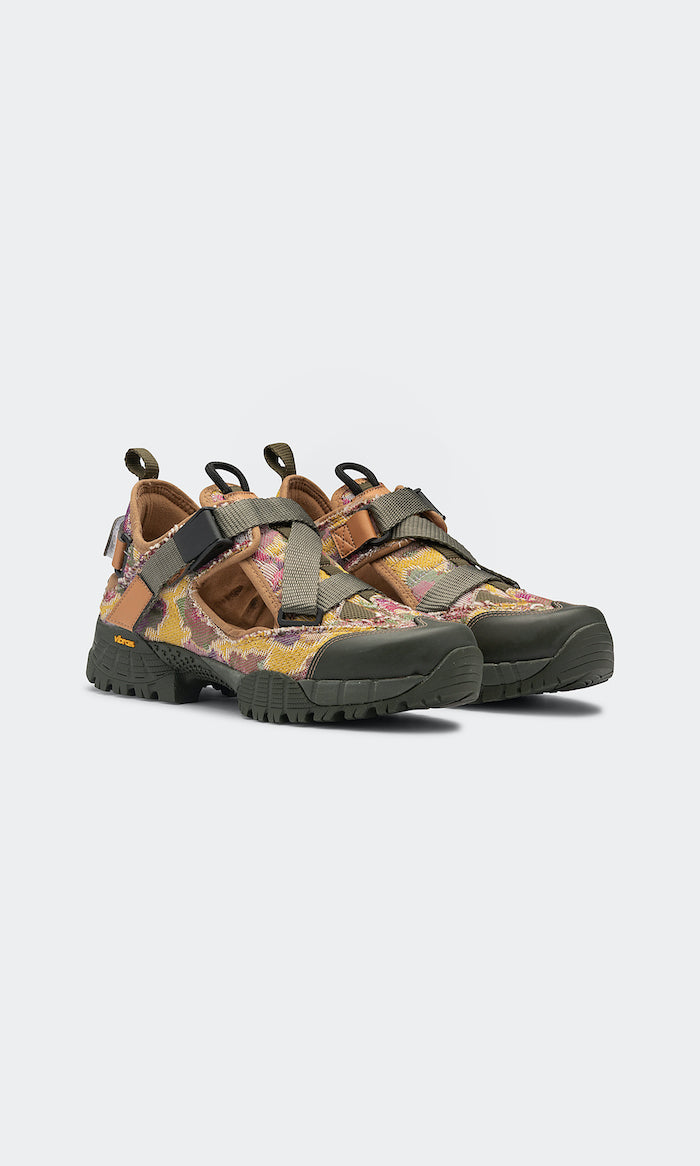 yume yume hiking sandals