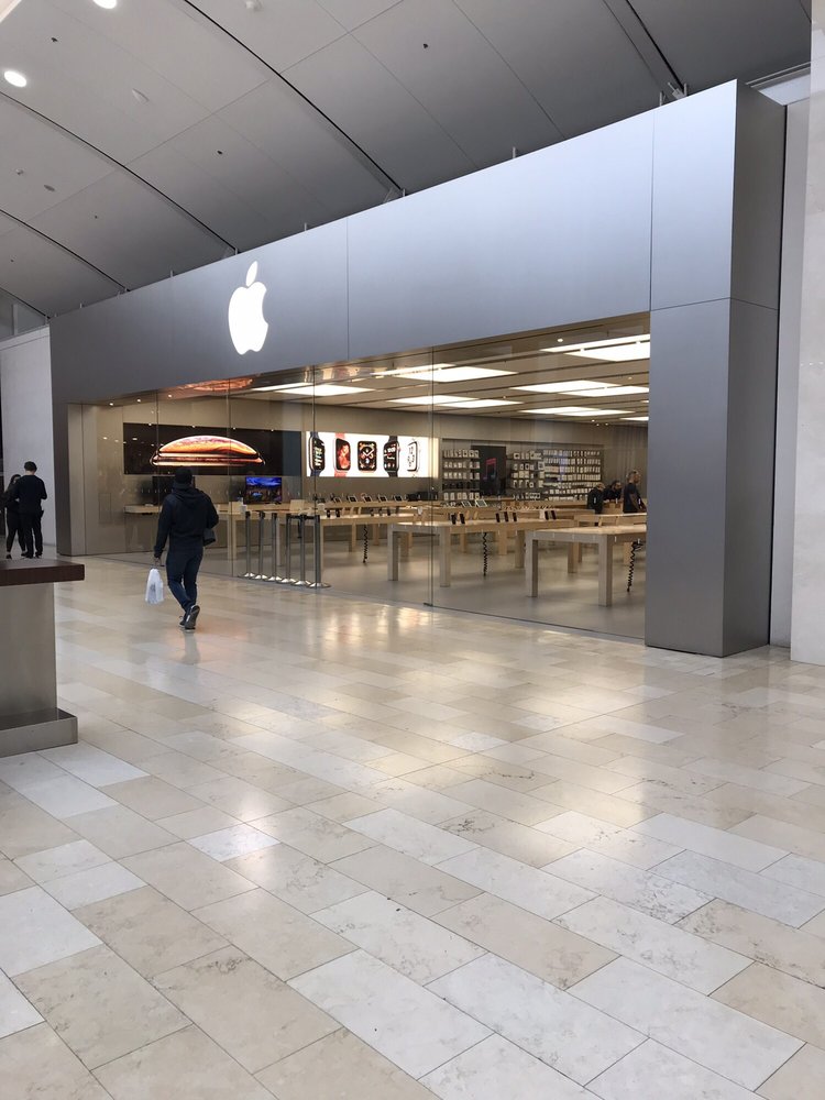 apple store mississauga square one