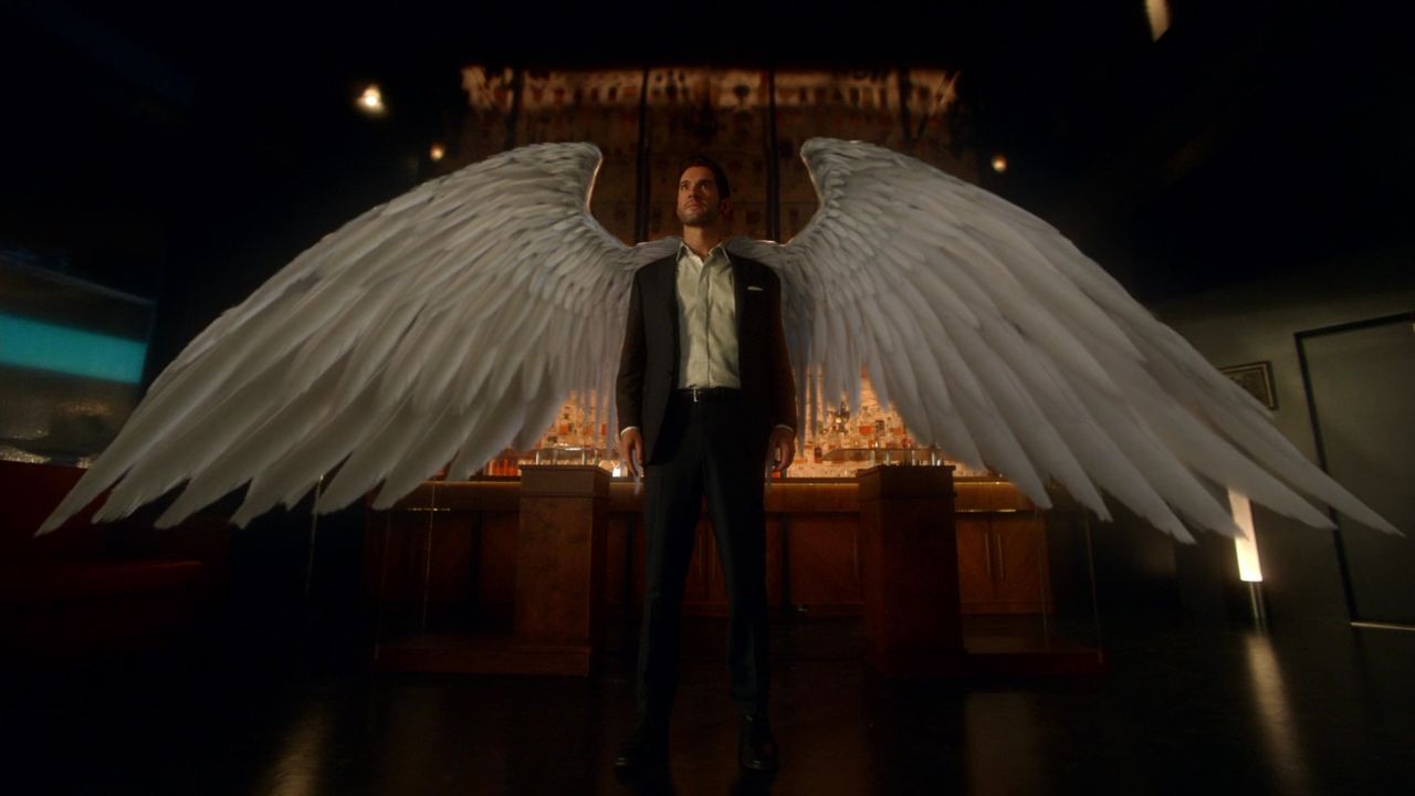 how many wings does lucifer have