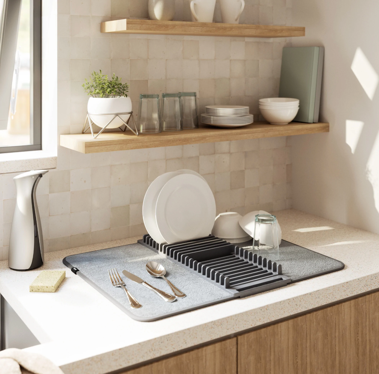 kitchen dish drying rack