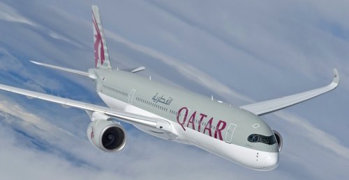 does qatar airways fly to toronto