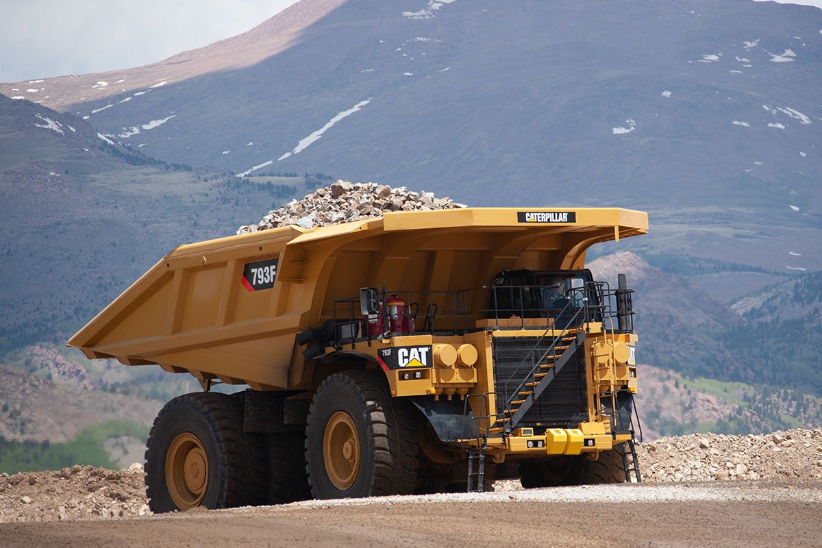 793 cat dump truck