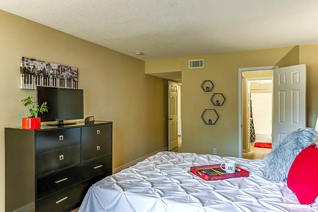 serenity lane apartments photos