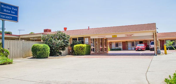 werribee park motor inn