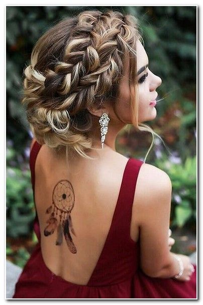 party hairdo for medium hair