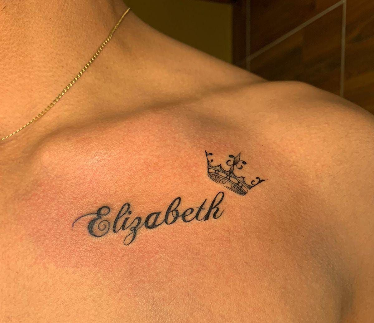 elizabeth tatuajes