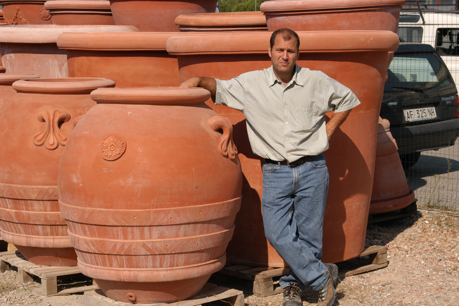 extra large clay pots
