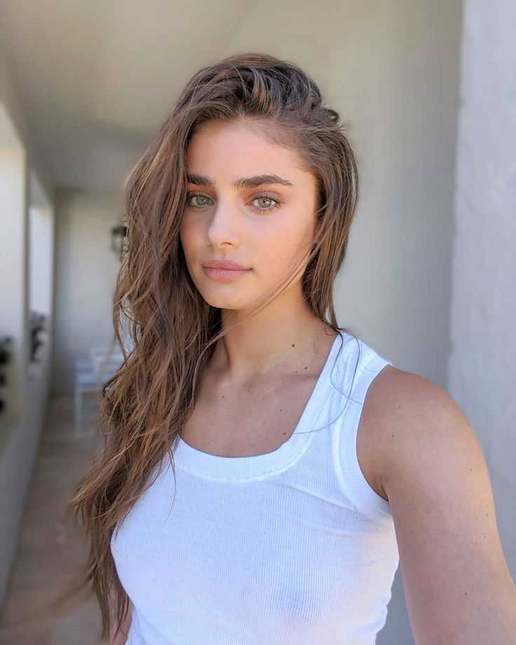 taylor marie hill