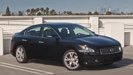 2014 nissan maxima