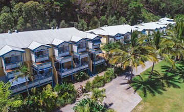 hotels in tangalooma