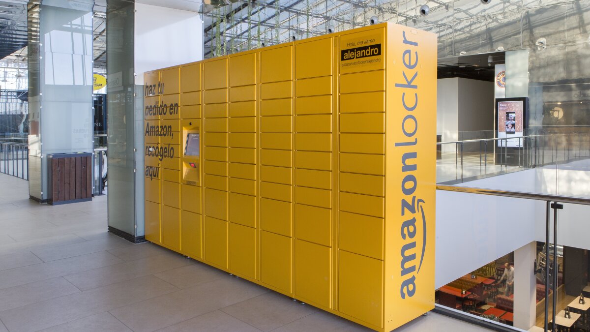 amazon locker oviedo