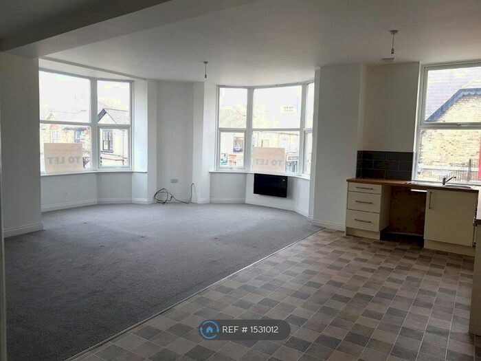 flats to rent redcar