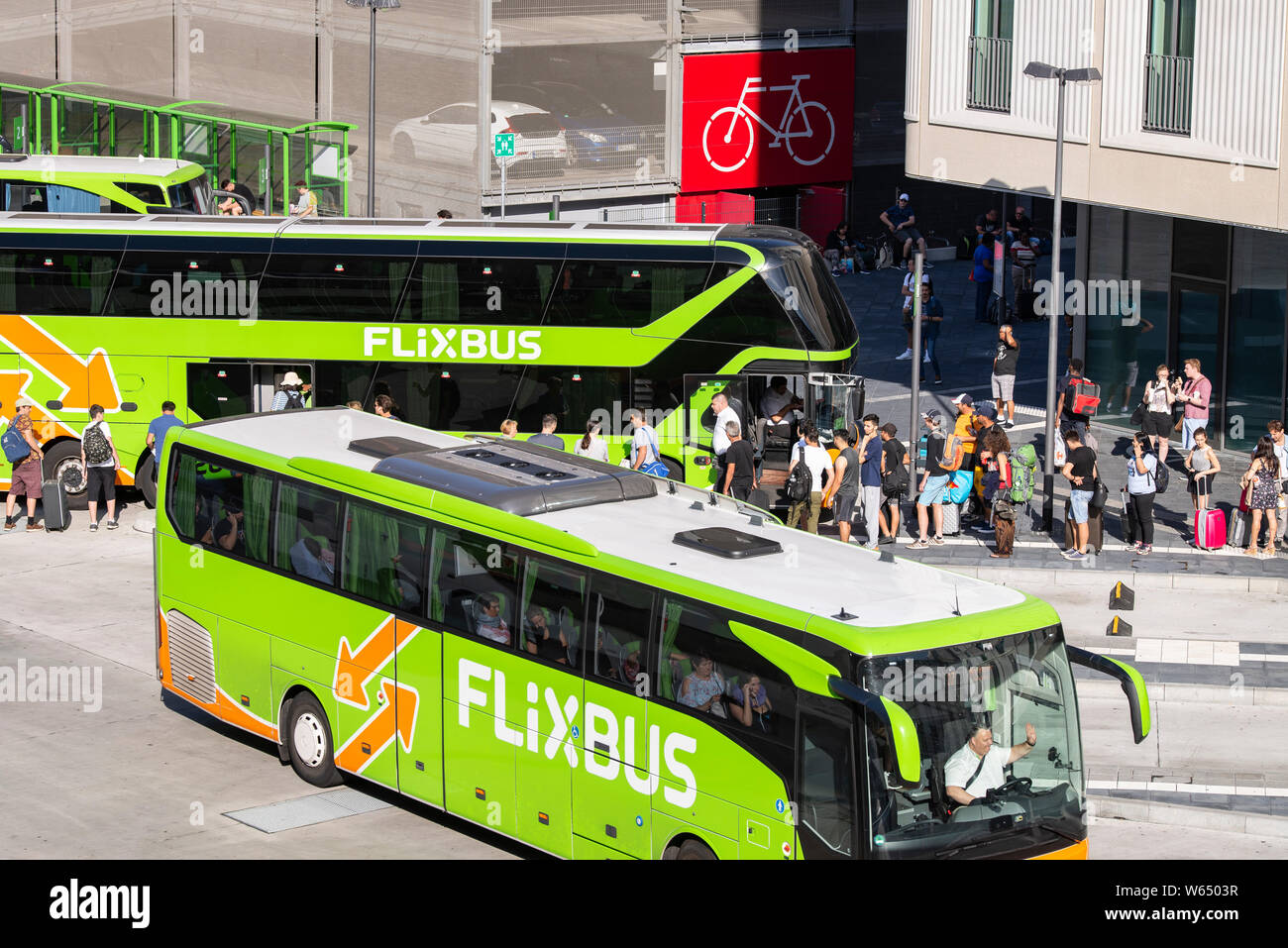 flixbus at frankfurt airport