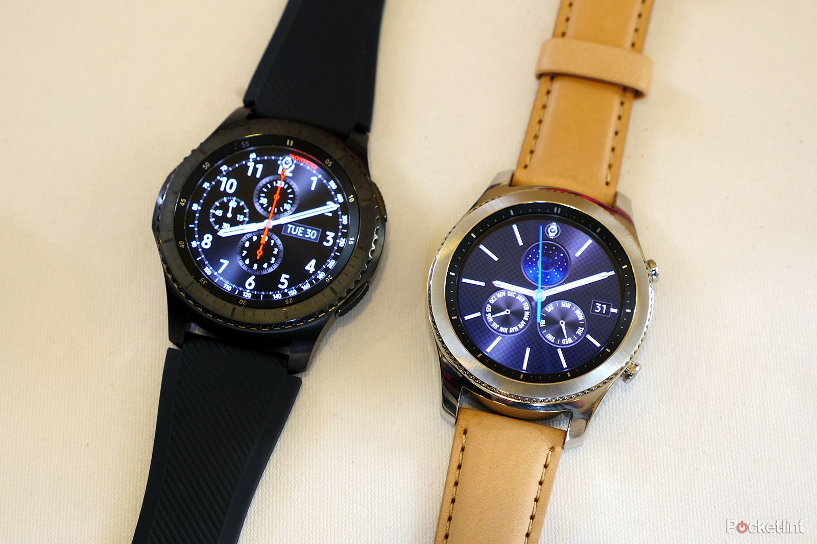 galaxy gear s3 frontier vs galaxy watch