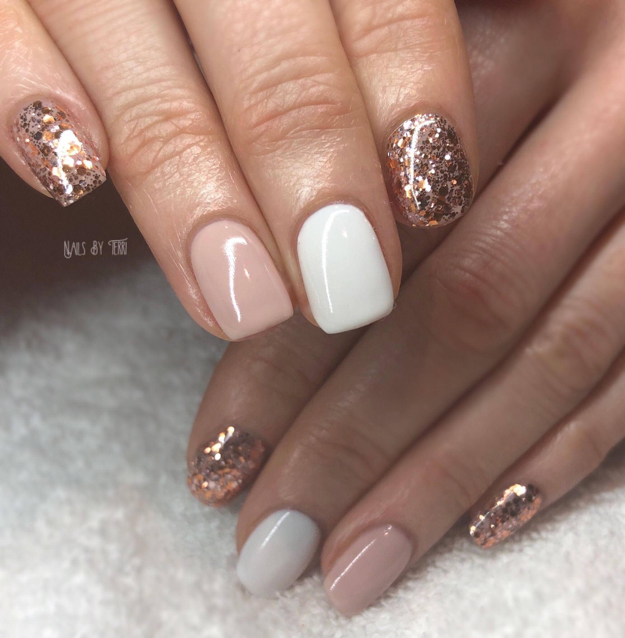 gelish nude