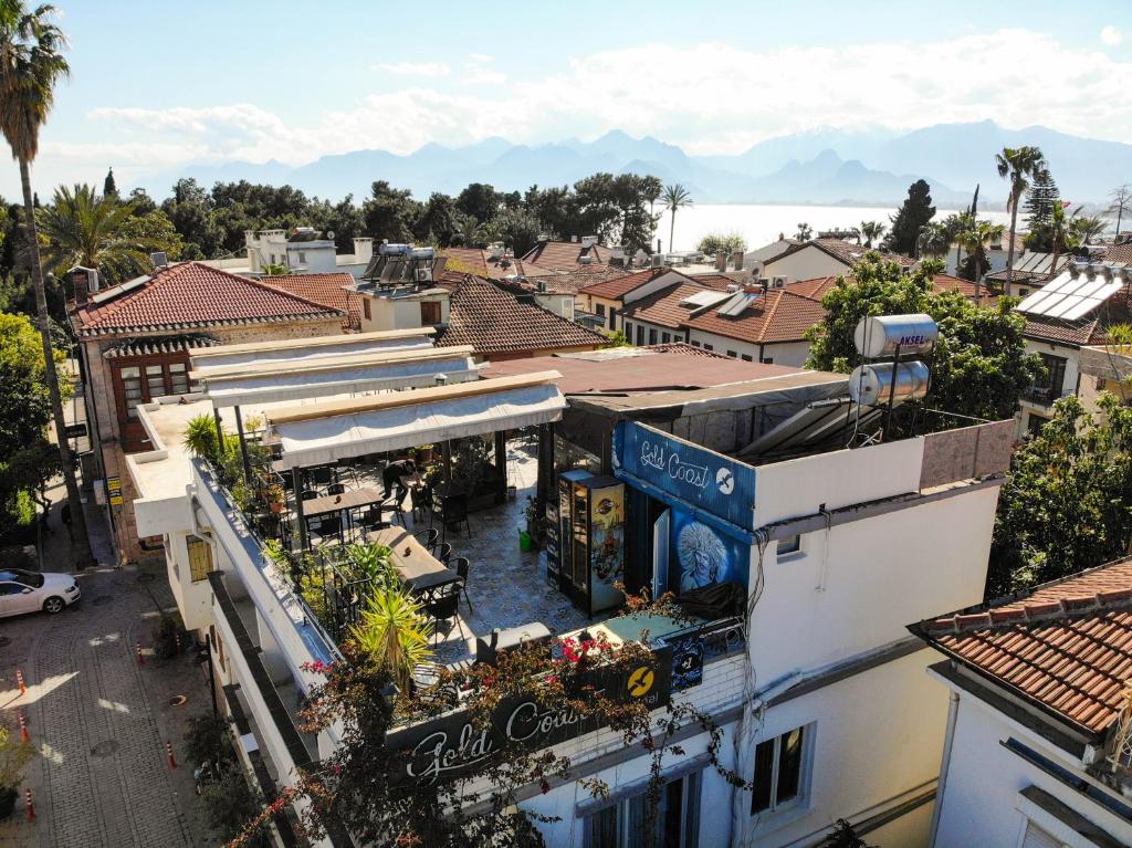 gold coast hostel antalya