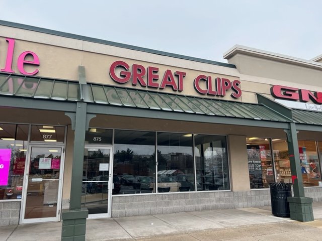 great clips south common