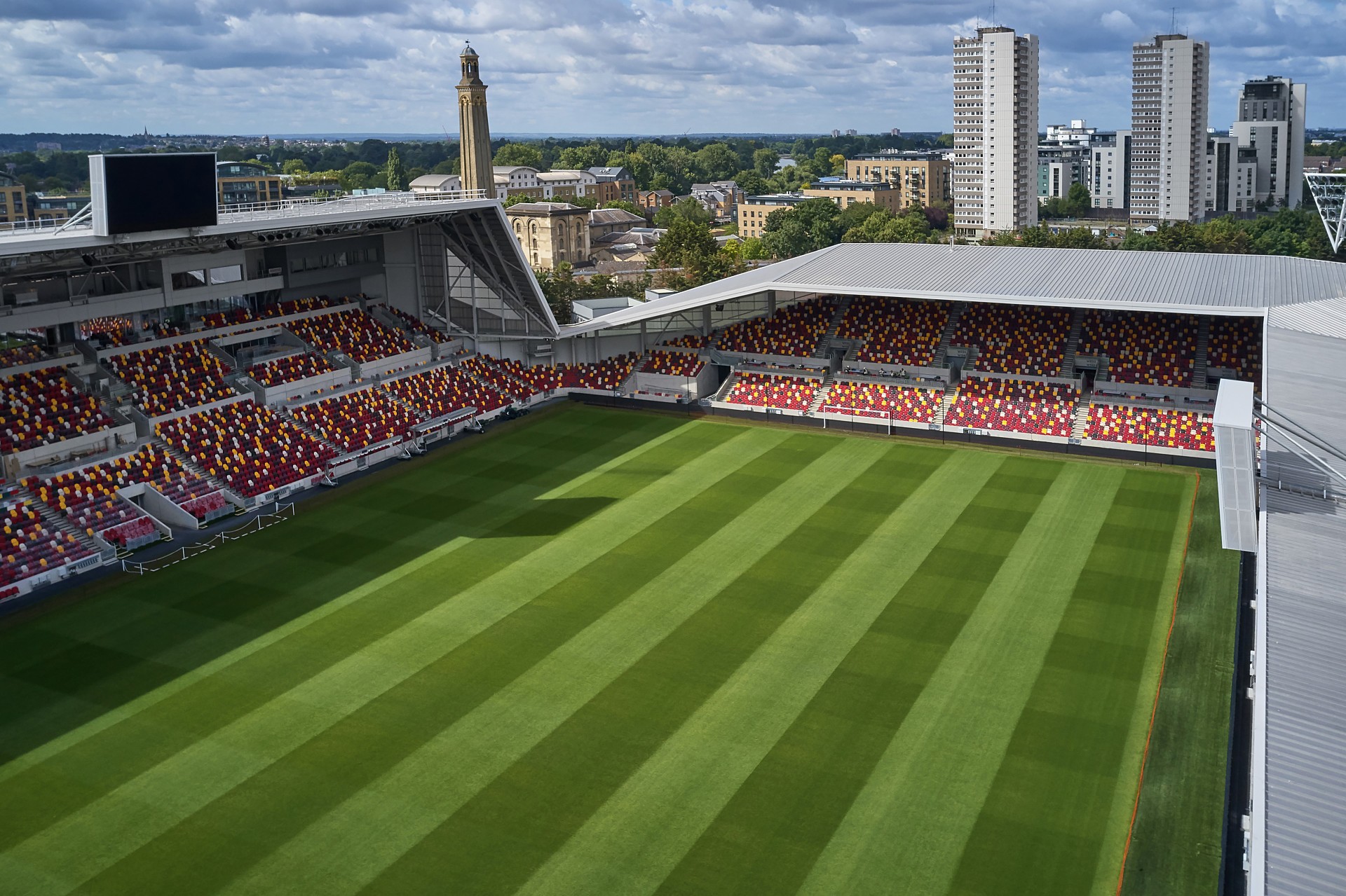 gtech stadium capacity