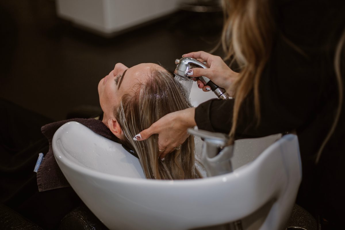 hairdresser tuggeranong