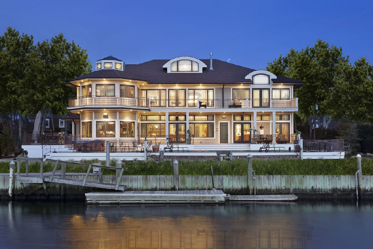 hampton bays real estate