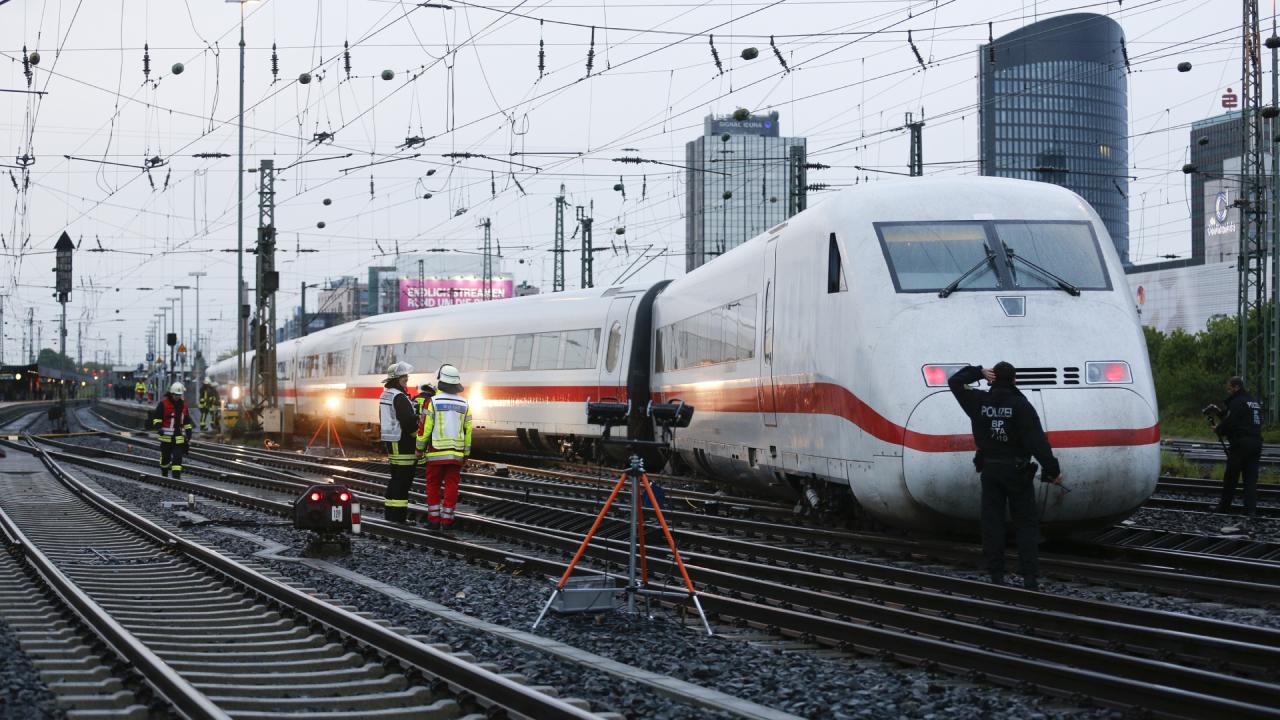 hannover berlin arası tren