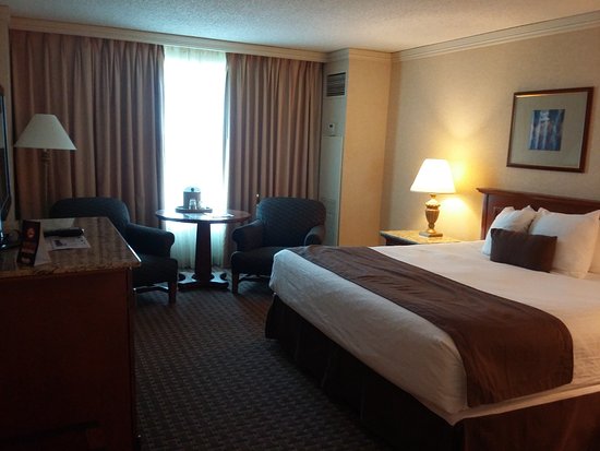 hotels near ameristar casino council bluffs