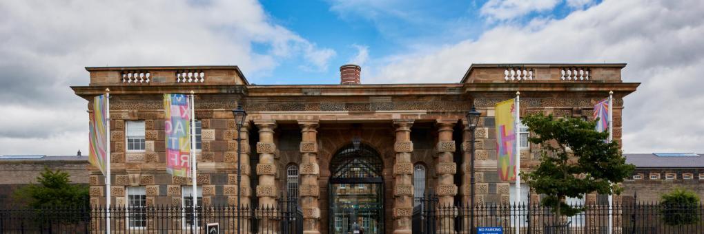 hotels near crumlin road gaol