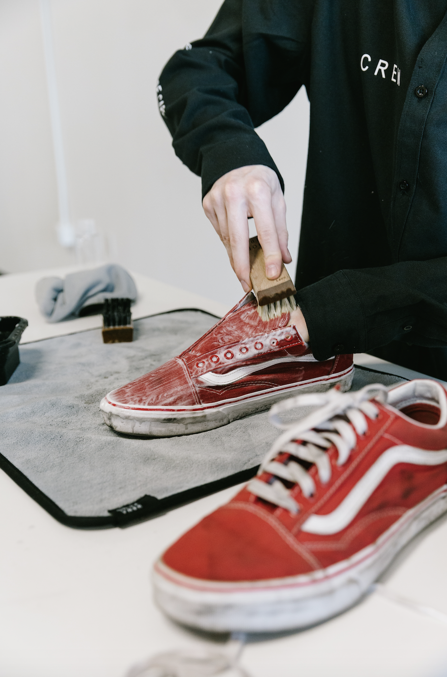 how to clean shoes vans