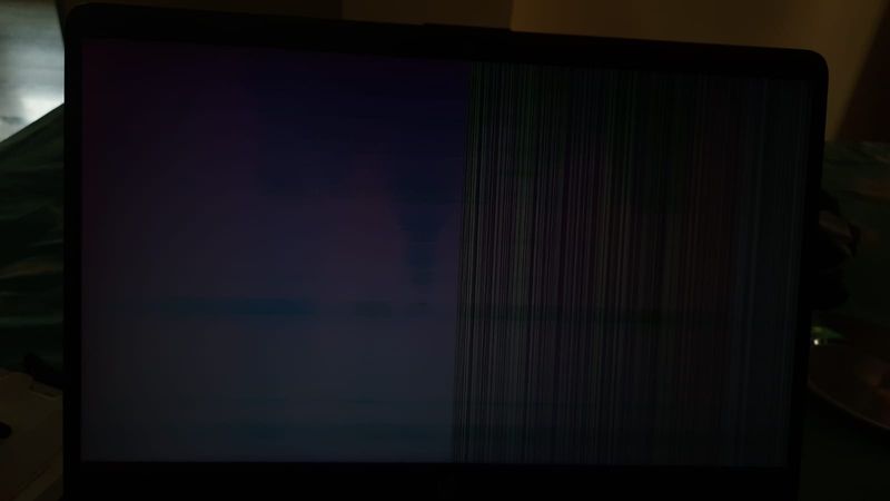 hp laptop flashing screen